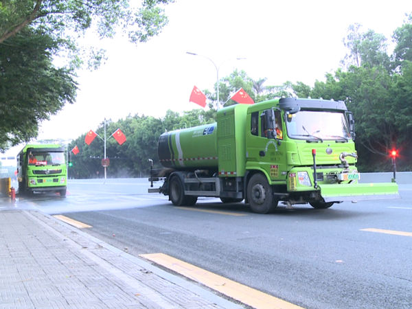玉龍環保-新能源環衛車（九）