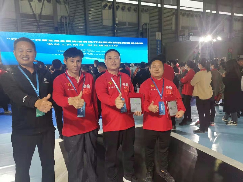 4玉龍環(huán)保競技團隊