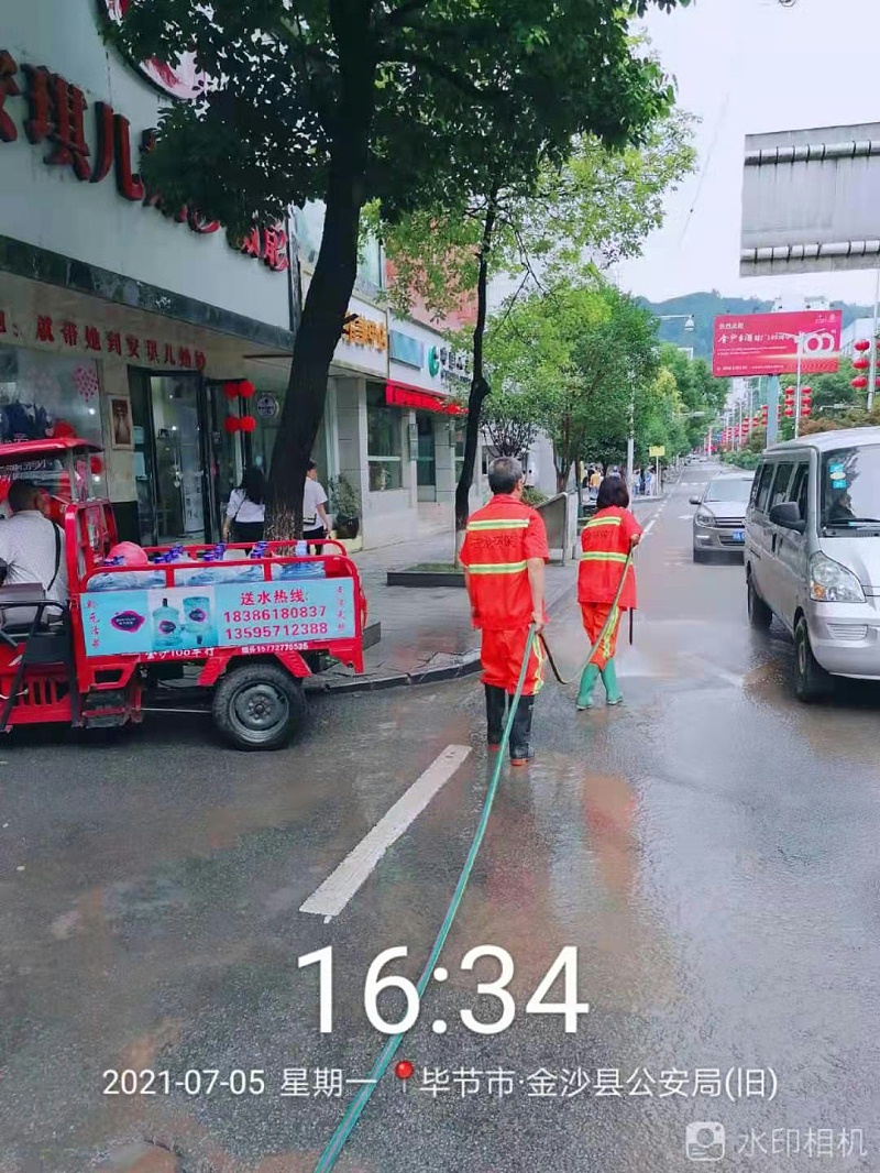 玉龍人緊急清淤保暢通5