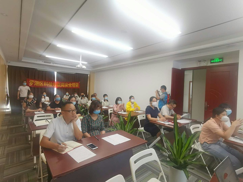 1玉龍環(huán)保-火災應急演練