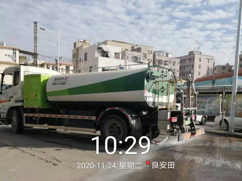 玉龍環保平湖項目現場作業