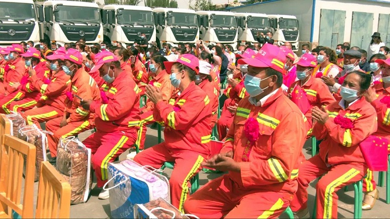 喀什市舉辦慶祝自治區第二十一屆“環衛工人節”活動4